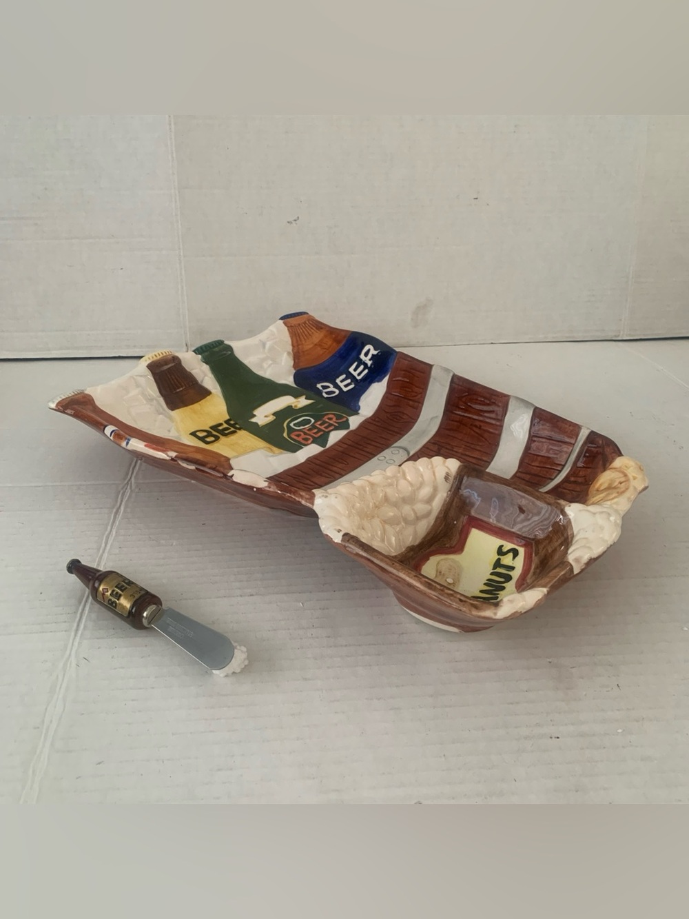 Cardinal INC Bucket of Beer Chip And  Dip Party Platter  Ceramic + Spreader  EUC